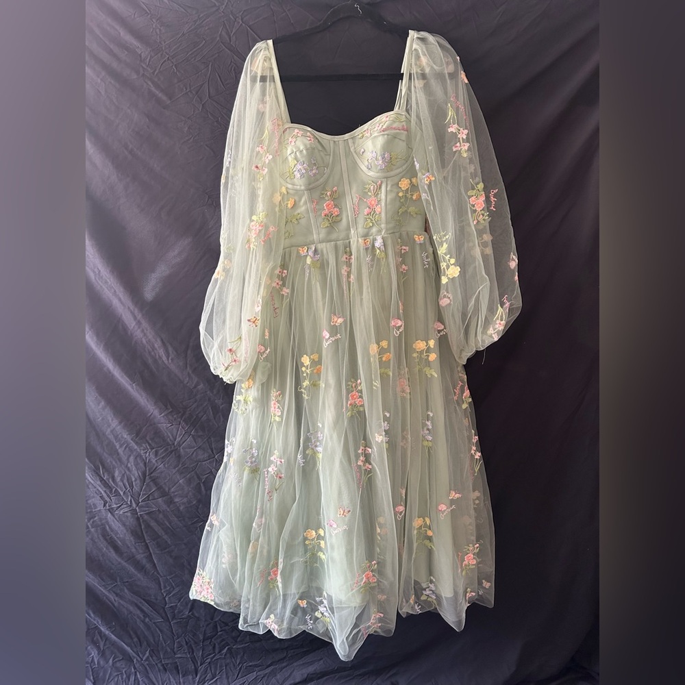 Floral Embroidered Long Sleeve Dress